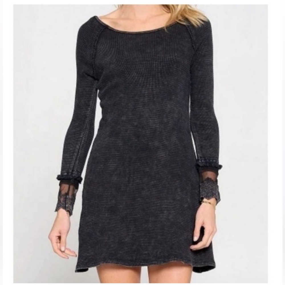 Able Dress Womens Black Enzyme Wash Thermal Waffle Knit Lace Cuffs Grunge